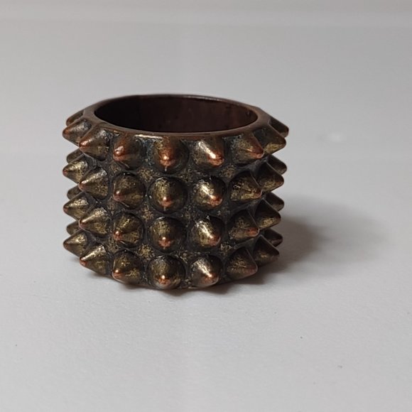 Very Cool Large Spike Ring Size 7.25 - Picture 4 of 9